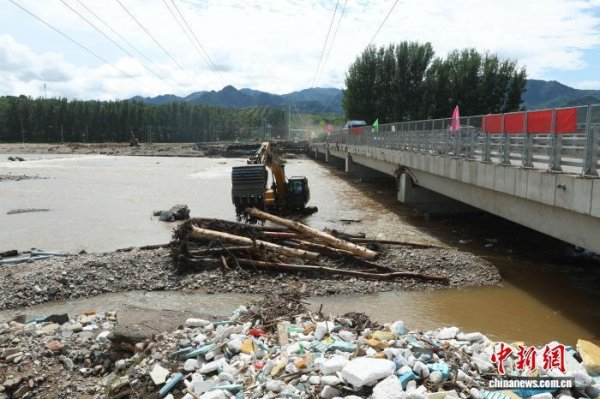 杠杆炒股网 北京密云受灾村庄探访：加快清淤消杀